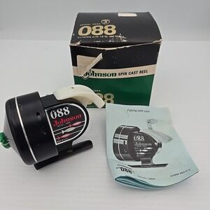 Vtg Johnson 088A Spincasting Reel USA  in working condition